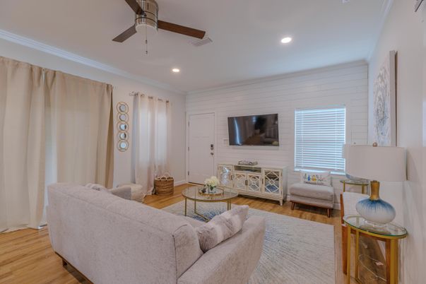 Interior, Living room, Recessed Lighting, Wood Texture Flooring