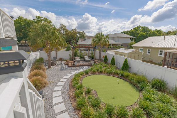 Backyard, Exterior