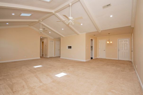 Empty room, Interior, Pendant Lights, Recessed Lighting