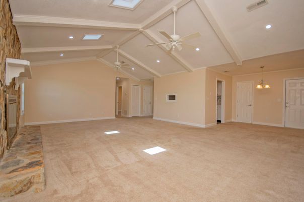 Empty room, Interior, Pendant Lights, Recessed Lighting