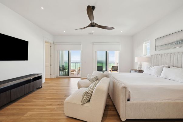 Bedroom, Interior, Recessed Lighting, Water, Wood Texture Flooring