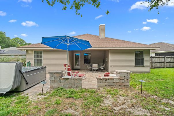 Backyard, Exterior, Hot Tub