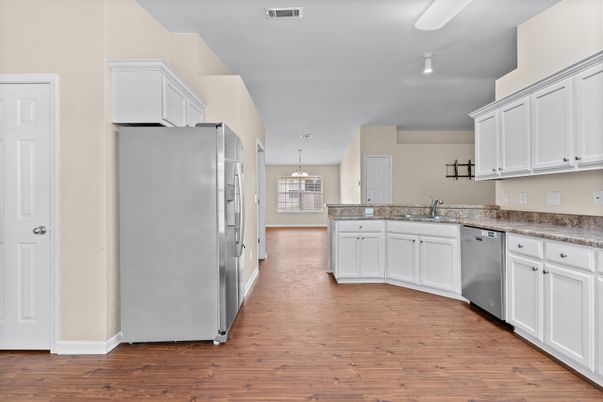 Interior, Kitchen, Pendant Lights, Wood Texture Flooring