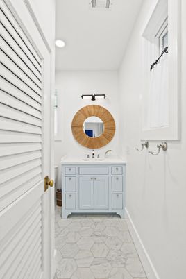 Interior, Marble, Recessed Lighting