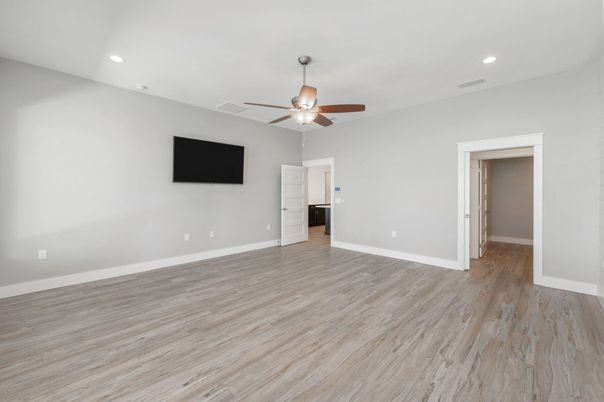 Empty room, Interior, Recessed Lighting, Wood Texture Flooring