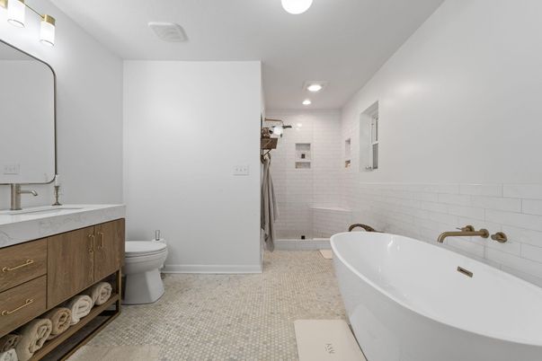 Bathroom, Dual Sink Vanities, Free Standing Baths, Glass Shower, Interior, Recessed Lighting
