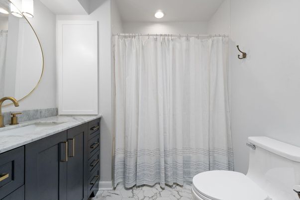 Bathroom, Interior, Marble, Recessed Lighting