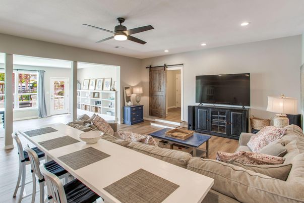 Dining room, Interior, Living room, Recessed Lighting, Wood Texture Flooring