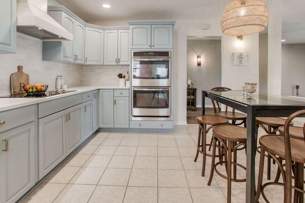 Dining room, Interior, Kitchen, Recessed Lighting, Stainless Steel Appliances