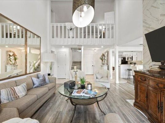 Interior, Kitchen, Living room, Pendant Lights, Recessed Lighting, Wood Texture Flooring