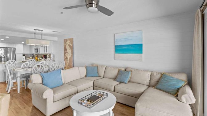 Chandelier, Dining room, Interior, Kitchen, Living room, Pendant Lights, Recessed Lighting, Stainless Steel Appliances, Wood Texture Flooring