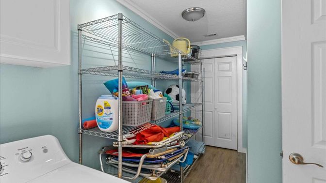 Interior, Washer, Wood Texture Flooring