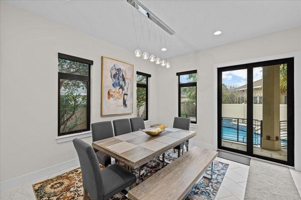 Dining room, Interior, Pendant Lights, Recessed Lighting