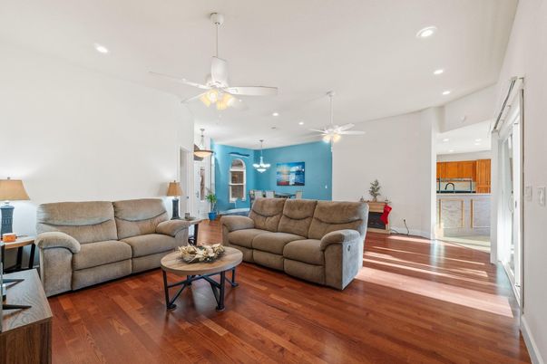 Dining room, Interior, Living room, Pendant Lights, Recessed Lighting, Wood Texture Flooring