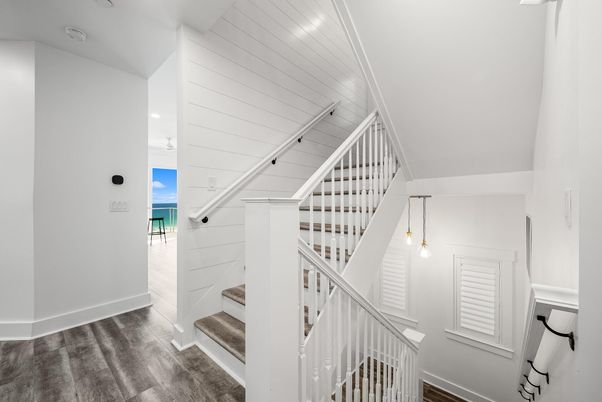 Interior, Pendant Lights, Recessed Lighting, Wood Texture Flooring