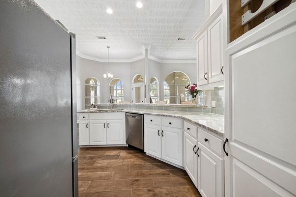 Chandelier, Interior, Kitchen, Pendant Lights, Recessed Lighting, Wood Texture Flooring