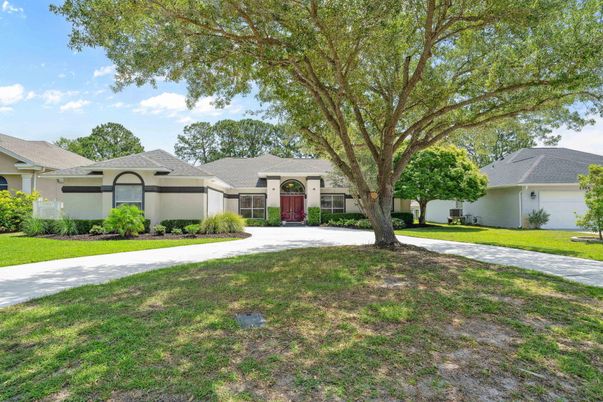 Backyard, Exterior, Facade, Ranch