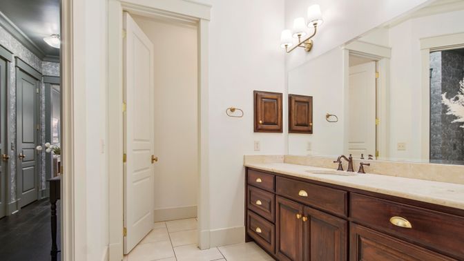 Bathroom, Interior