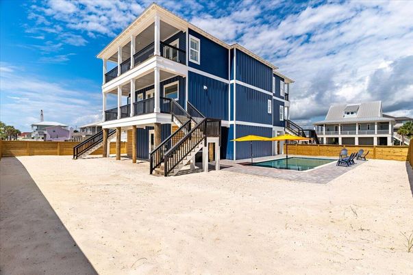 Backyard, Exterior, Pool
