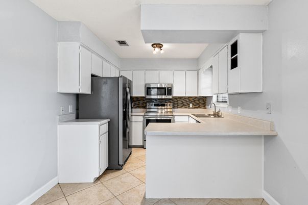 Interior, Kitchen, Stainless Steel Appliances