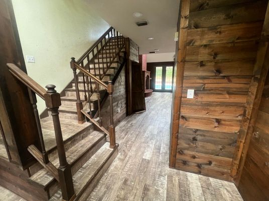 Interior, Recessed Lighting, Wood Texture Flooring, Wooden Walls