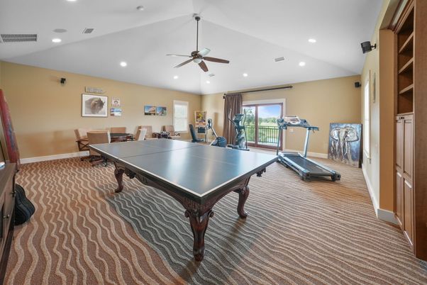 Game Room, Interior, Recessed Lighting