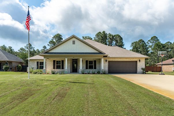 Attached, Exterior, Facade, Ranch