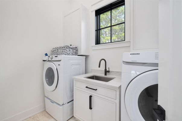Interior, Washer