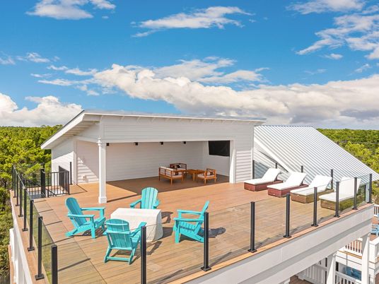 Detached Garage, Exterior, Pool