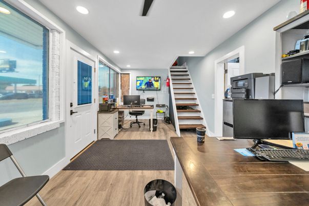 Home Office, Interior, Recessed Lighting, Wood Texture Flooring