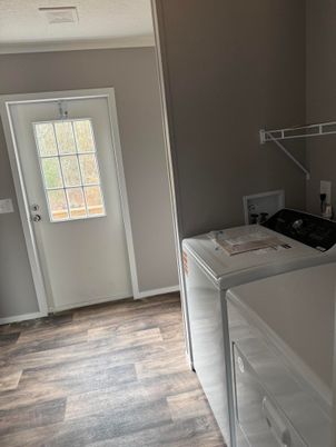 Interior, Washer, Wood Texture Flooring