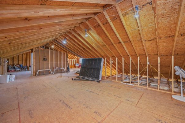 Empty room, Interior, Wooden Beams, Wooden Ceilings