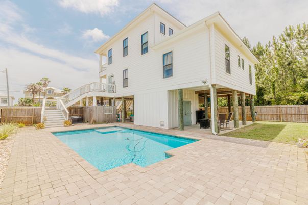 Backyard, Exterior, Pool