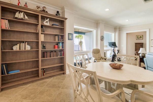 Dining room, Fitness Equipment, Interior, Recessed Lighting