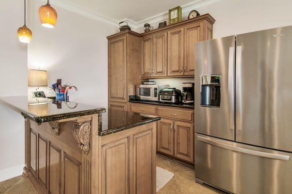 Interior, Kitchen, Pendant Lights, Stainless Steel Appliances