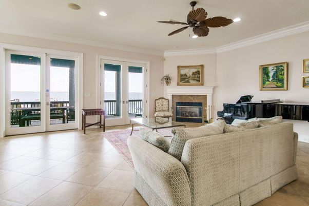 Fireplace, Interior, Living room, Piano, Recessed Lighting, Water