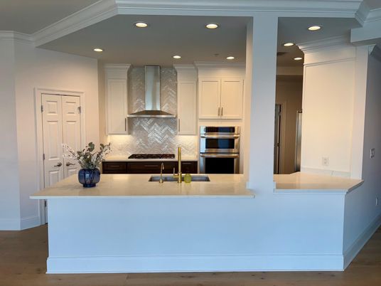 Interior, Kitchen, Recessed Lighting, Wood Texture Flooring