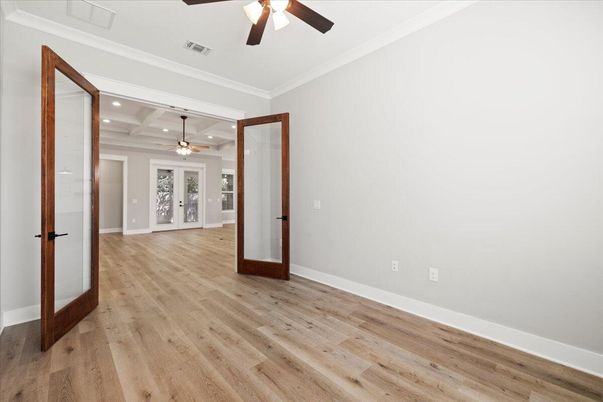 Empty room, Interior, Recessed Lighting, Wood Texture Flooring