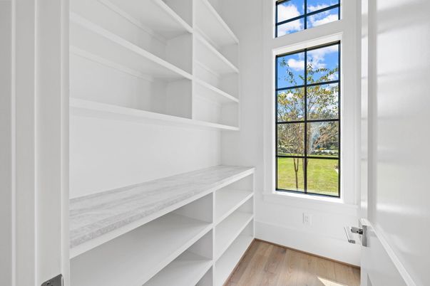 Interior, Walk-in Closets, Wood Texture Flooring
