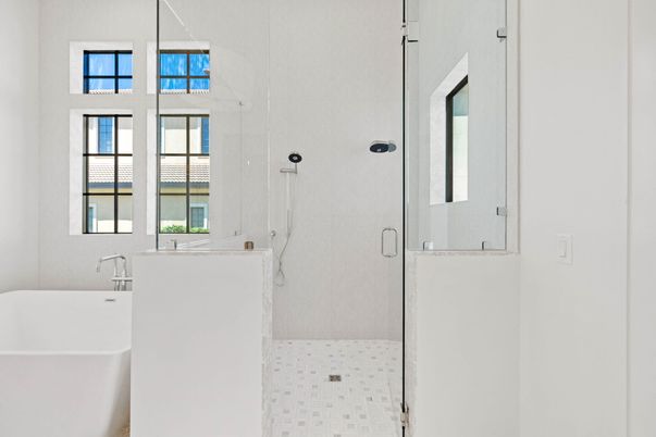 Bathroom, Free Standing Baths, Interior