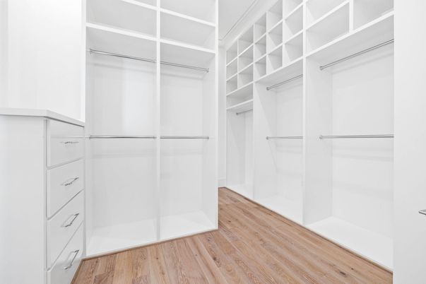 Interior, Walk-in Closets, Wood Texture Flooring