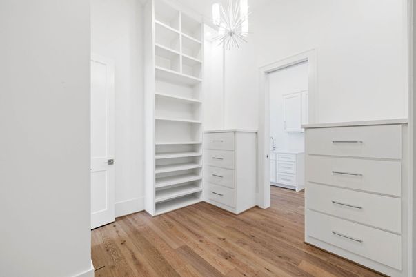 Interior, Pendant Lights, Walk-in Closets, Wood Texture Flooring