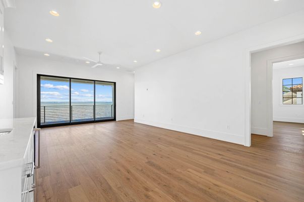 Empty room, Interior, Recessed Lighting, Water, Wood Texture Flooring