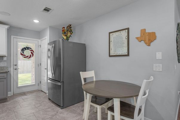 Dining room, Interior, Kitchen, Recessed Lighting