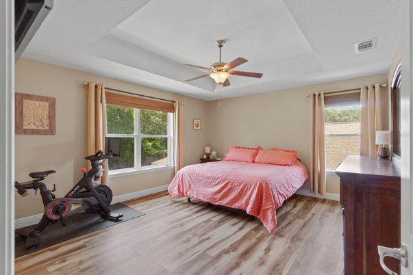 Bedroom, Fitness Equipment, Interior, Wood Texture Flooring