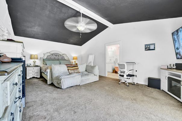 Bedroom, Fireplace, Home Office, Interior