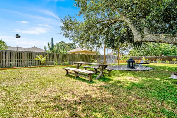 Backyard, Exterior, Playground