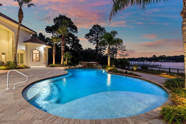 Exterior, Pool, Water