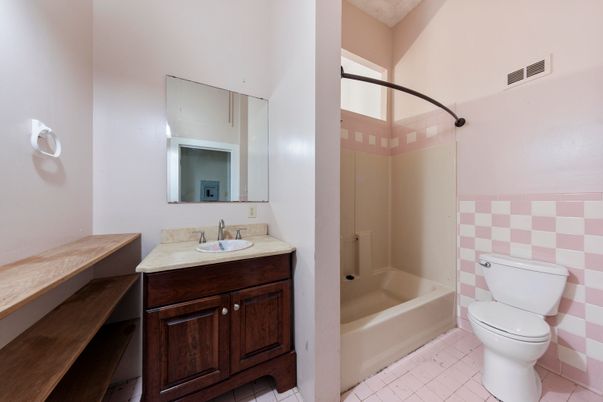 Bathroom, Interior