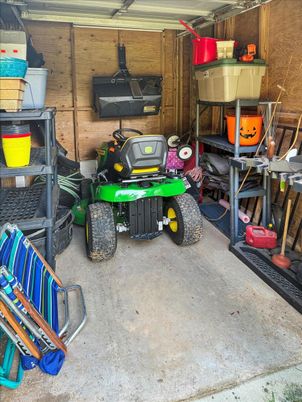 Exterior, Garage